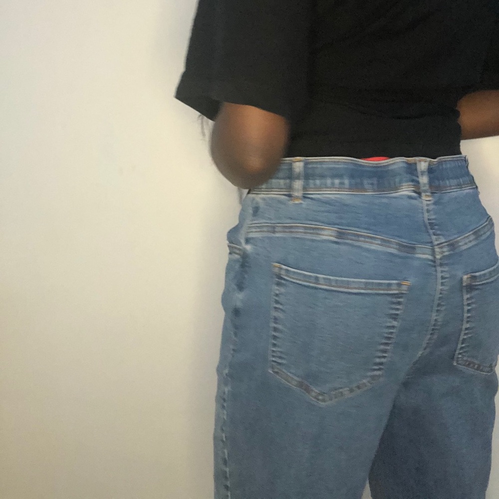 oversized womens lightwash jeans🤍